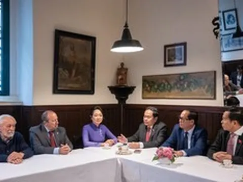 Cuộc hội ngộ tại nơi từng lưu dấu Chủ tịch Hồ Chí Minh tại Italia