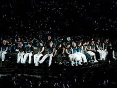 Anh Trai Say Hi: Sau khi sang Las Vegas là... lên sàn