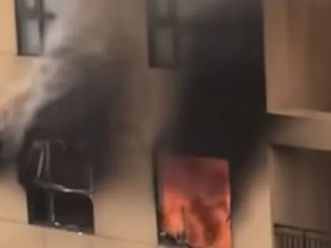 Cháy căn hộ chung cư ở Hà Nội