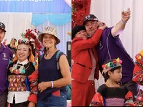Khách Tây lạc vào đám cưới Hà Giang, 'quẩy sung' hơn cả thanh niên bản địa