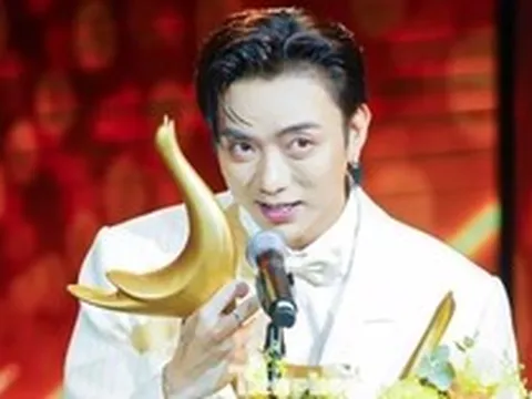 Soobin làm nên kỷ lục, Hương Tràm gây bất ngờ