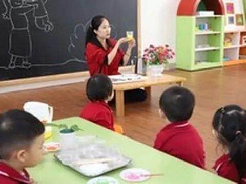 Mức lương giáo viên mầm non cao nhất theo quy định mới