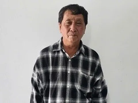 Tạm giữ đối tượng “hô biến” vé số giả thành vé trúng để lừa đảo