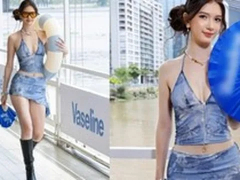Cận cảnh em gái 1m77 của thủ môn Lâm Tây đi catwalk: Visual nổi bật, đôi chân dài nuột nà gây chú ý
