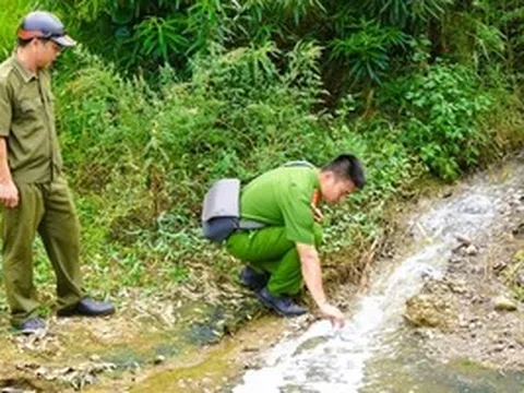 C05 - Bộ Công an vào cuộc vụ nước giếng khoan nhà dân đổi màu tím bất thường