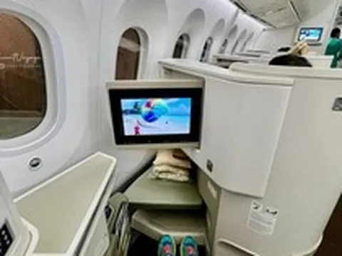 Hơn 500 lần bay hạng thương gia, vị khách tiết lộ những thứ thực sự đáng tiền mà nhiều người không biết