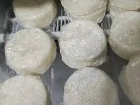 Cơm nguội để tủ lạnh: “Bí kíp giữ dáng” hay “độc dược” khó lường?