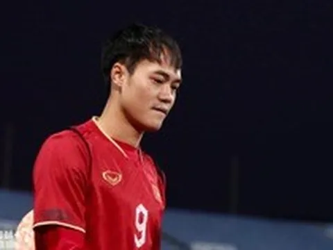 Văn Toàn "mất" hơn 2,3 tỷ đồng