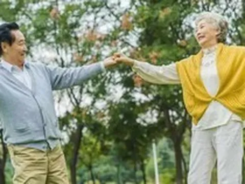 Sau 60 tuổi, không phải cứ tập thể dục, uống nhiều nước là đủ! Đừng bỏ qua 4 nguyên tắc kéo dài tuổi thọ này