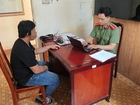 Công an Đắk Lắk làm việc với 12 chủ tài khoản đăng tin sai sự thật về nam sinh tử vong