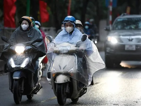 Dự báo thời tiết 25/4: Mưa dông dồn dập ở miền Bắc, đề phòng mưa đá kèm gió giật mạnh