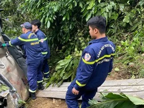 Thông tin mới vụ xe khách lao xuống vực sâu 100 m, nhiều người thương vong
