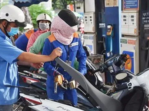 Thông báo thay đổi thời gian điều chỉnh giá xăng dầu