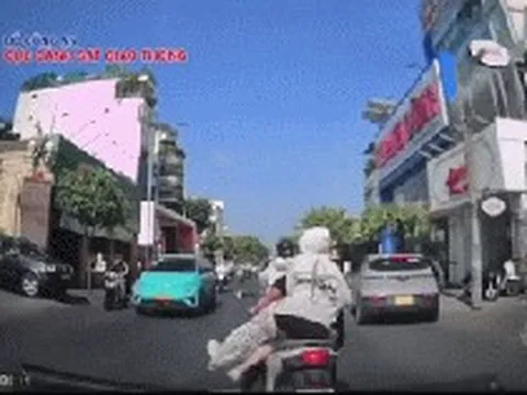 Chia sẻ camera tình huống va chạm, tài xế bị chỉ trích "ngược": Cục CSGT phân tích