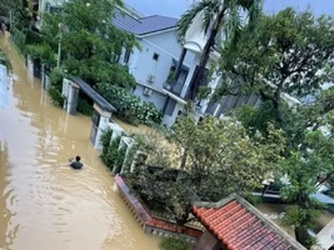 Vì sao một số phường ở Huế phát tiền hỗ trợ lũ lụt vào... mùa hè?