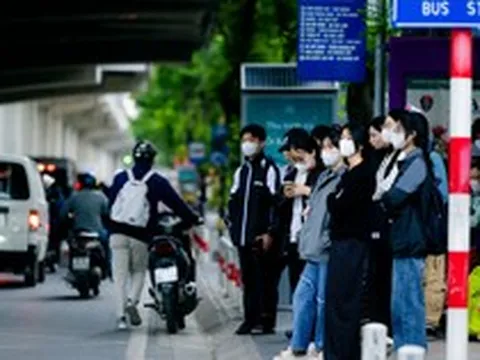 Không khí lạnh tràn về khiến miền Bắc giảm nhiệt sâu, thấp nhất dưới 20 độ