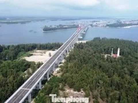 Nhìn gần công trình vượt biển hơn 2.400 tỷ đồng thông xe ngày 30/4