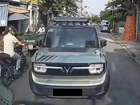 CSGT xử phạt tài xế bỏ ô tô giữa đường sau mâu thuẫn giao thông tại TPHCM