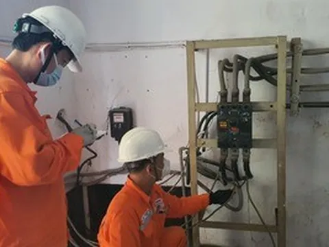 Điện lực TPHCM hướng dẫn người dân cách tránh hóa đơn tiền điện tăng vọt dịp nghỉ lễ 30-4