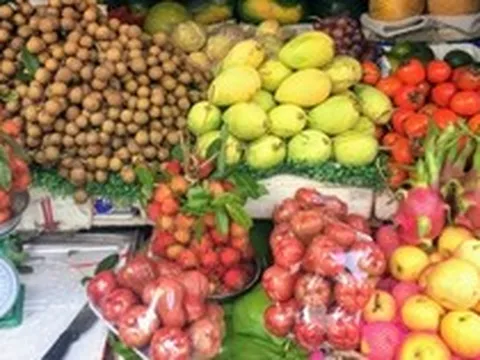 Top 6 loại quả mùa hè giá rẻ, giàu dinh dưỡng, chợ Việt nào cũng bán