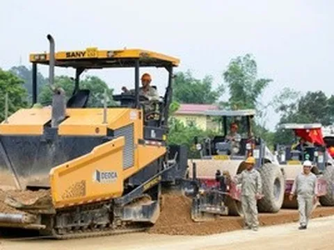 Hàng ngàn công nhân bám công trường tại các dự án trọng điểm dịp nghỉ lễ 30-4, 1-5