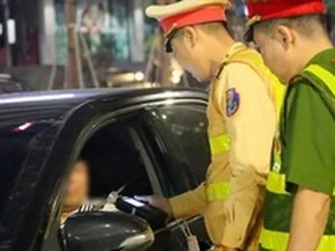 CSGT đồng loạt ra quân, duy trì chốt kiểm soát cả ngày lẫn đêm xử lý 1 lỗi vi phạm giao thông