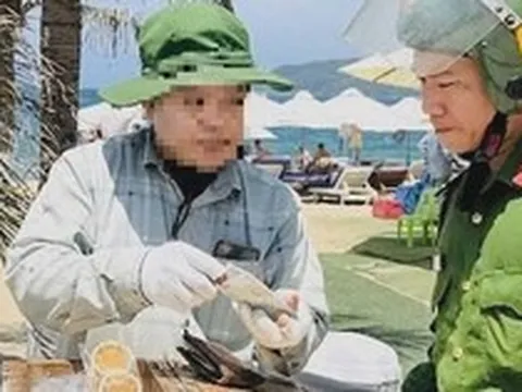 Nha Trang làm việc với người bán kem 100.000 đồng/cây cho du khách Thái Lan