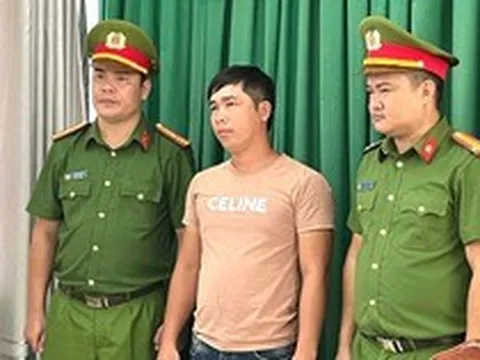 Thi hành lệnh bắt tạm giam, khám xét nơi ở đối với thuyền trưởng Huỳnh Văn Tấn SN 1988