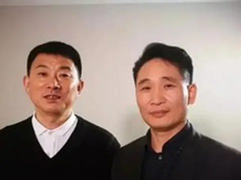 Cho cậu bé nghèo 3,8 triệu đồng giữa lúc khó khăn, người đàn ông không ngờ 20 năm sau được trả ơn theo cách này