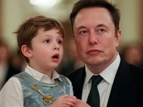 Vì sao con trai Elon Musk có cái tên siêu độc lạ X Æ A-Xii?