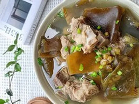 Vào mùa hè nóng bức hãy nấu 3 món ăn giúp "giải nhiệt", xua tan nắng nóng, dưỡng da và tăng cường miễn dịch