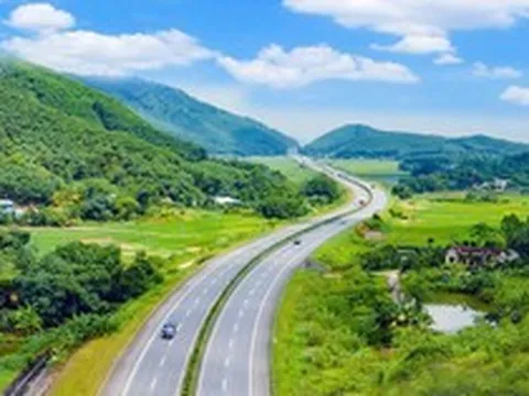 Ưu tiên mở rộng cao tốc 2 làn xe lên quy mô hoàn chỉnh