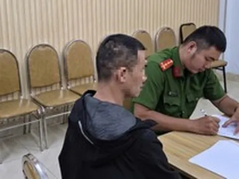 Báo tin giả cho công an để tìm bạn gái