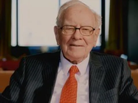 Một đại gia chi hơn 237 tỷ đồng để ăn trưa với tỷ phú Warren Buffett