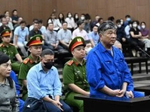 Cấp dưới của cựu Bộ trưởng Nguyễn Thị Kim Tiến khai nhận hối lộ để "bôi trơn" rất nhiều việc