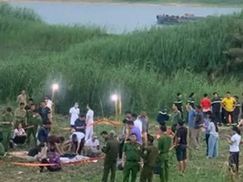 Vụ đuối nước 5 trẻ em tử vong: Lời kể "chết lặng" của người tìm thấy 3 thi thể