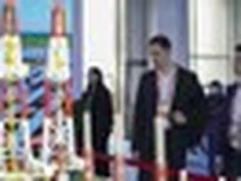 Dầu Nga ‘đắt như tôm tươi’ dù giá cao ngang ngửa dầu Brent, riêng Trung Quốc gom 9 triệu tấn làm ‘phao cứu sinh’