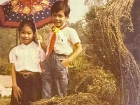Mẹ cho 5k chụp ảnh với cô giáo, cậu bé lớp 4 lại đem đi chụp với bạn nữ: Giờ là nhạc sĩ sở hữu hit 5 tỷ view