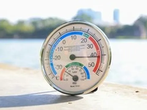 Nắng nóng 'đổ lửa' 40°C ở Bắc Bộ và Trung Bộ kéo dài bao lâu?