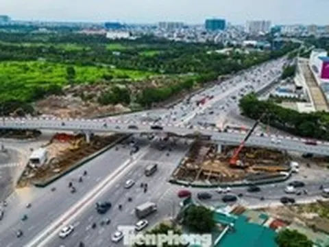 Đại công trường hầm chui Cổ Linh sau 7 tháng thi công