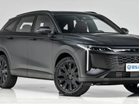 Hãng xe xây nhà máy tại Việt Nam ra mắt SUV phiên bản nâng cấp: Có cả bản hybrid sạc điện, giá quy đổi gần 500 triệu đồng