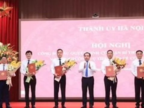 Công bố quyết định của Ban Bí thư về công tác cán bộ tại Hà Nội