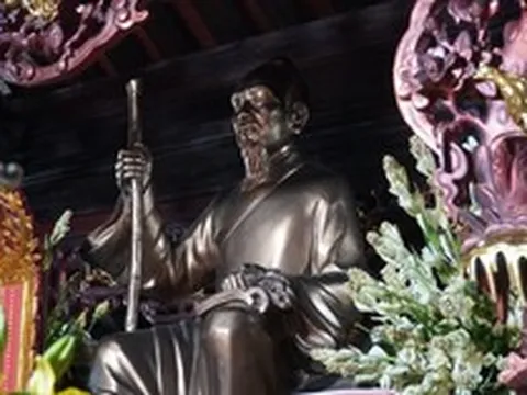Việt Nam có một nhân vật được nhân dân suy tôn là "Y thánh", UNESCO công nhận là Danh nhân văn hóa thế giới