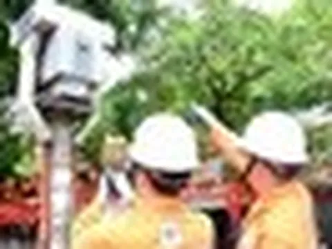 Nhiều nơi ở Hà Nội mất điện giữa nắng nóng đỉnh điểm, EVN nói gì?