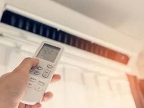 Ngoài trời hơn 40°C: Bật điều hòa thế nào để vừa mát được lại vừa tiết kiệm điện? Chuyên gia chỉ rõ 4 nguyên tắc quan trọng