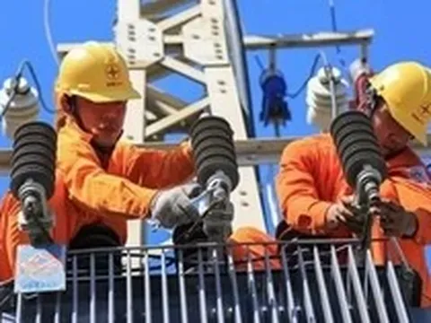 Tiêu thụ điện lập kỷ lục, Bộ Công Thương muốn áp dụng ngay khung giờ cao điểm mới