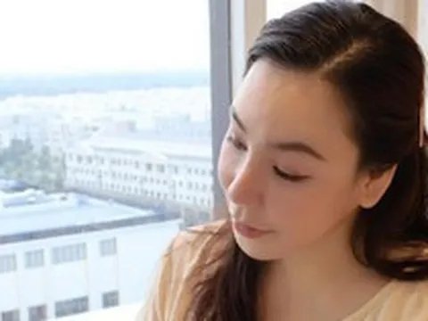 Việt Nam có phú bà hát "thần sầu" là thủ khoa trường quân đội, từng bị 1 diva mắng trên truyền hình