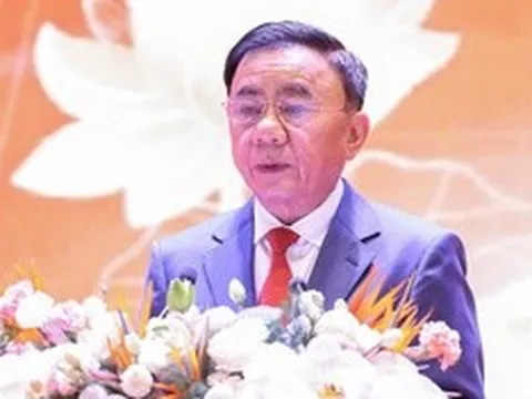 Giám sát, kiểm soát chặt chẽ, chống lạm quyền trong thực thi công vụ