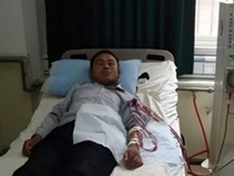 Người đàn ông tử vong vì suy thận, vợ xót xa: “Tôi nhắc mãi mà tối nào ông ấy cũng làm 2 việc này”