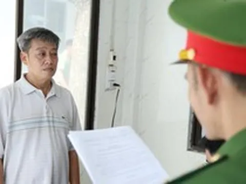 Phát hiện 7 người liên tục chuyển khoản tổng cộng hơn 80 tỷ đồng cho người đàn ông SN 1976